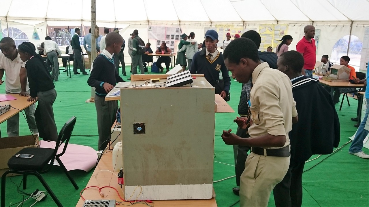 BIUST students demonstrated their projects at a science fair.